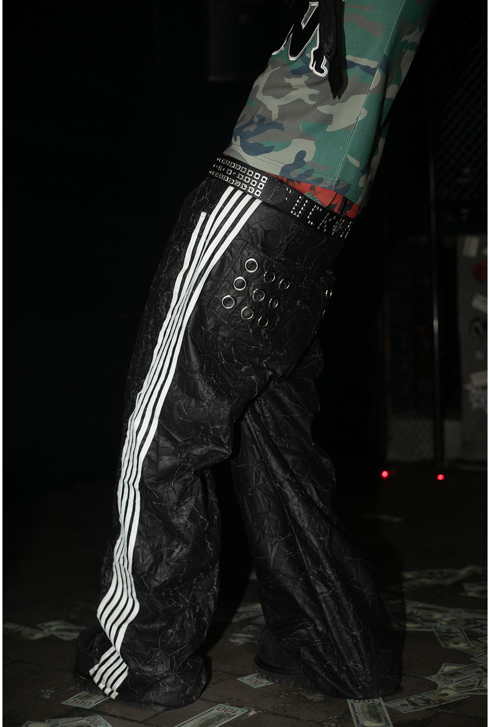 [99CLUB]Five-Stripe Crinkled Eyelet Pants