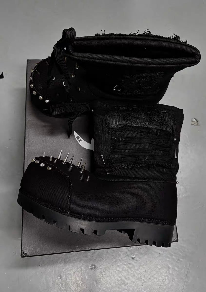 BIG HEAD DESTROYED BOOTLEG ALASKA SKI BOOTS