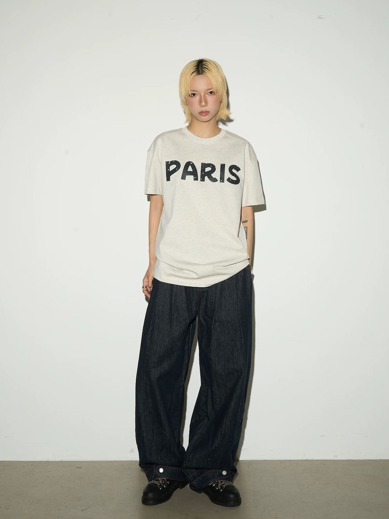 【MICHINNYON】Red Line Stitch Wide Jeans