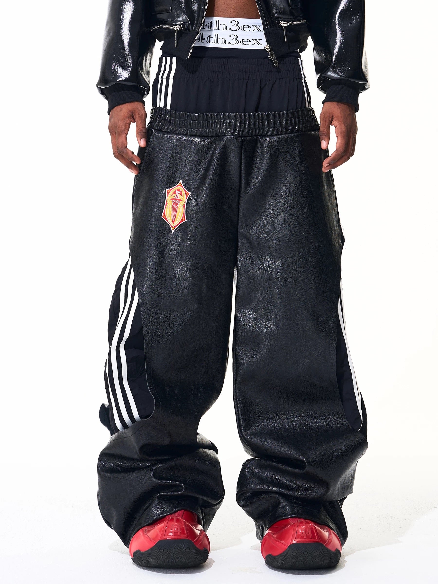 【fourth3ex】レイヤード風 3ライン スーパーワイド フェイクレザーパンツ（ブラック）