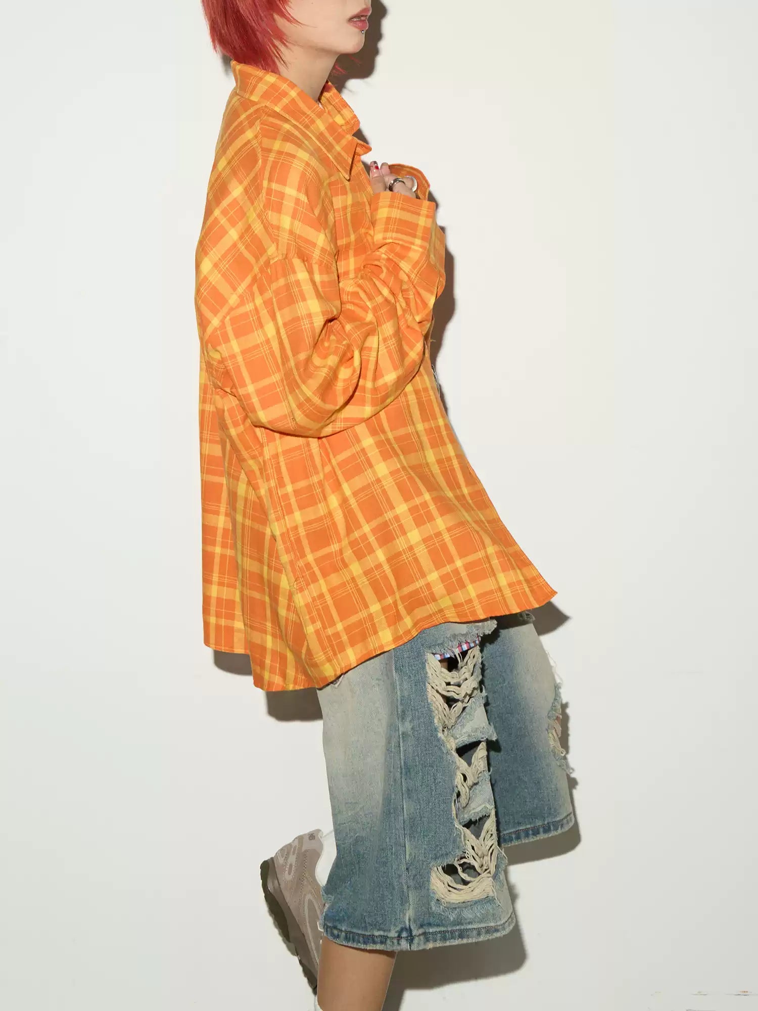 【MICHINNYON】Distressed Loose Denim Shorts