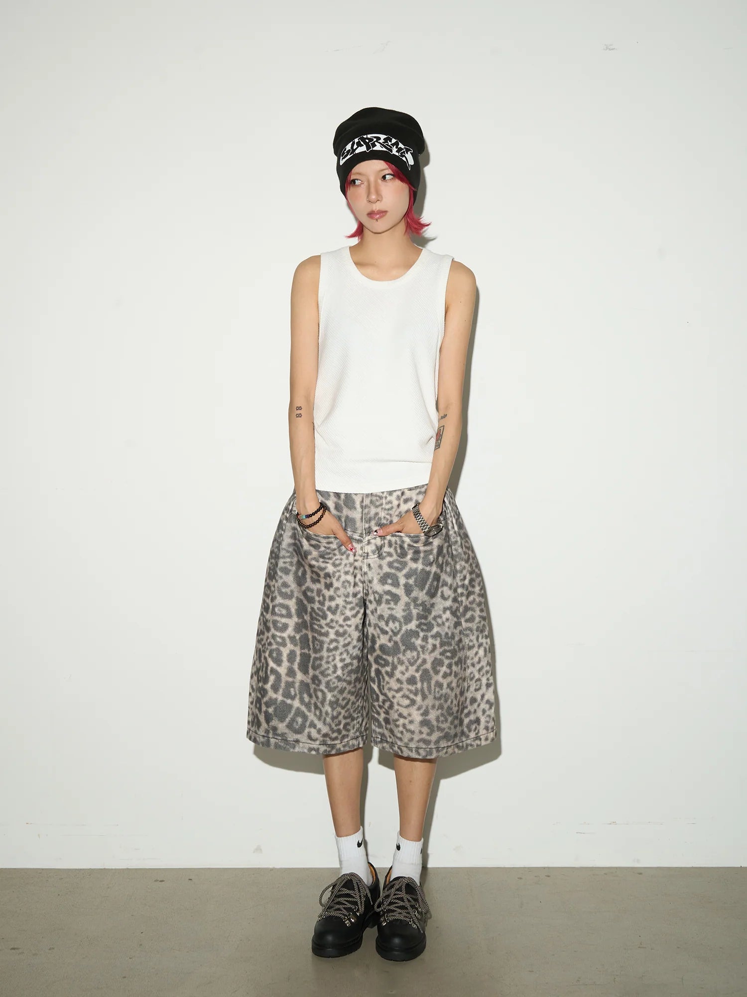 【MICHINNYON】Leopard shorts