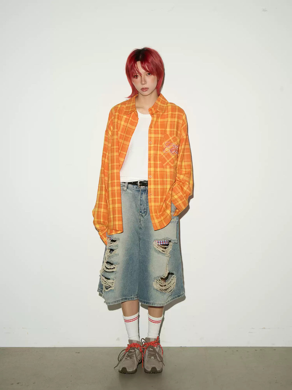 【MICHINNYON】Distressed Loose Denim Shorts