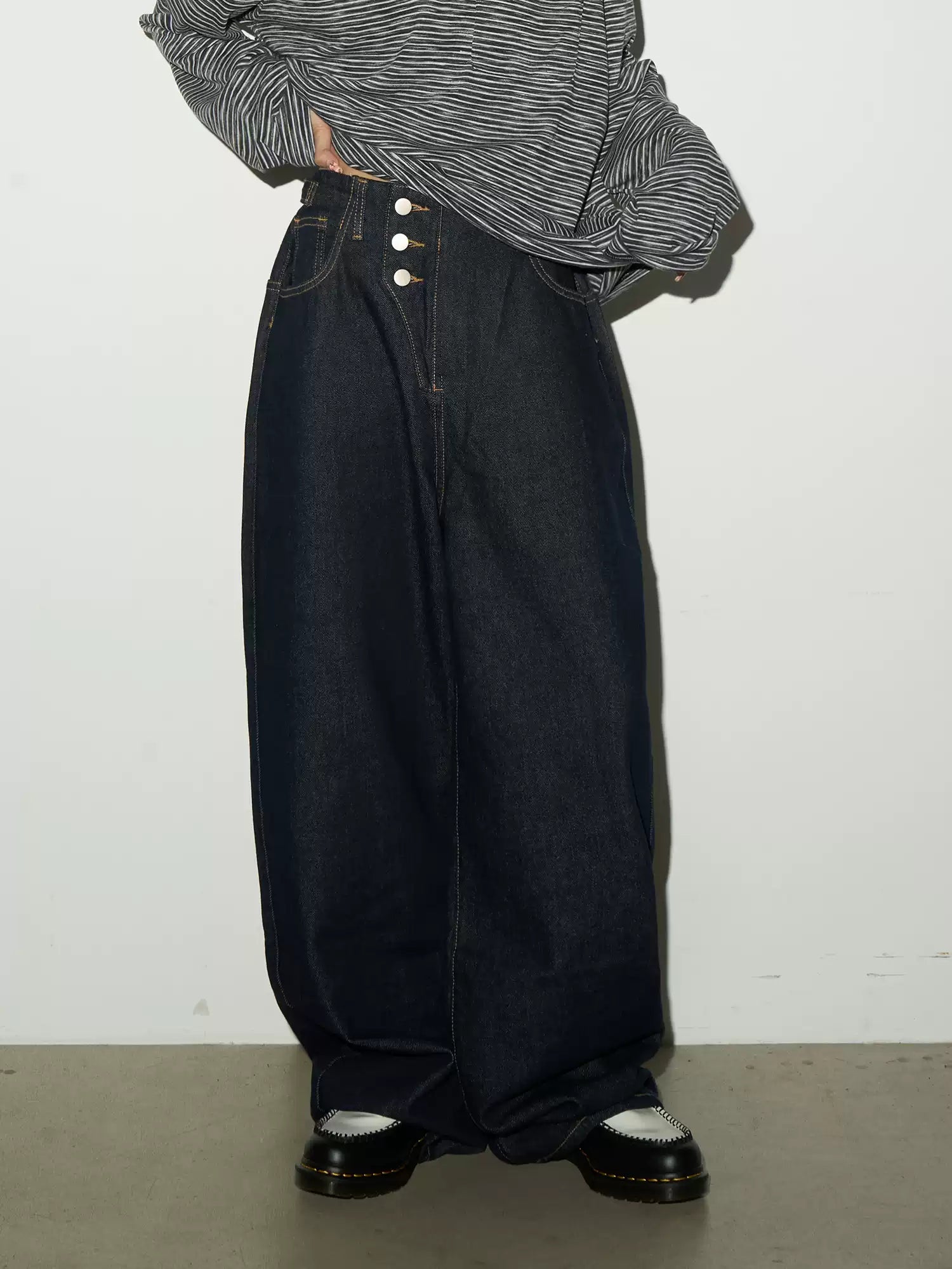 【MICHINNYON】Rigid denim