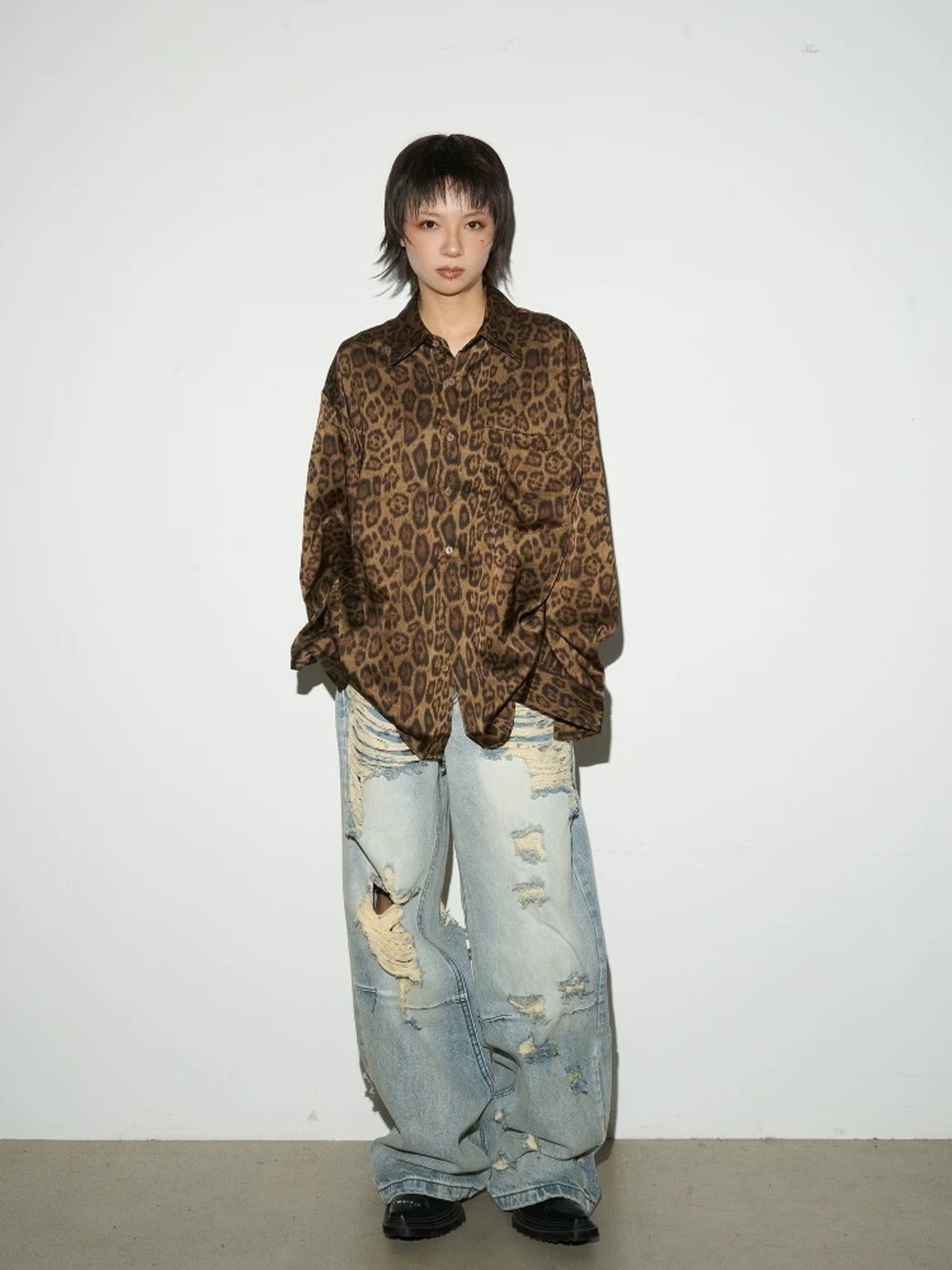 【MICHINNYON】Damage-Washed Wide Jeans